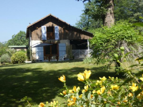 Hotels in Lacquy